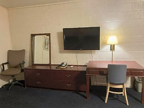Childress Inn - photo 11
