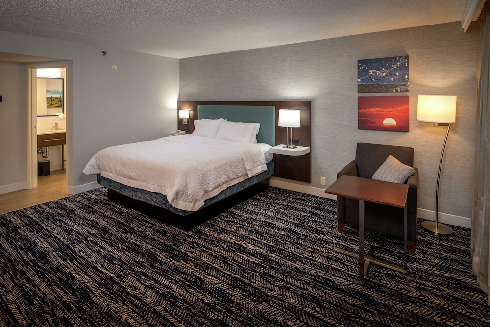 Hampton Inn Long Island Commack - photo 13