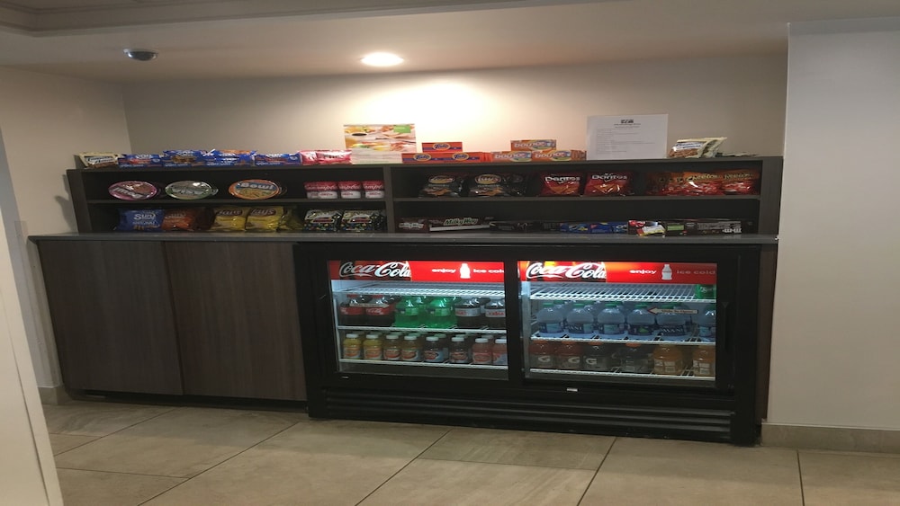 Holiday Inn Atlanta Northlake by IHG - photo 27