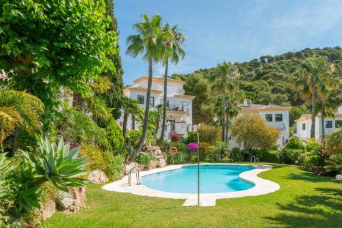 Alhaurin Golf Apartment — 4-Star Luxury Hotel in Alhaurin El Grande, Spain