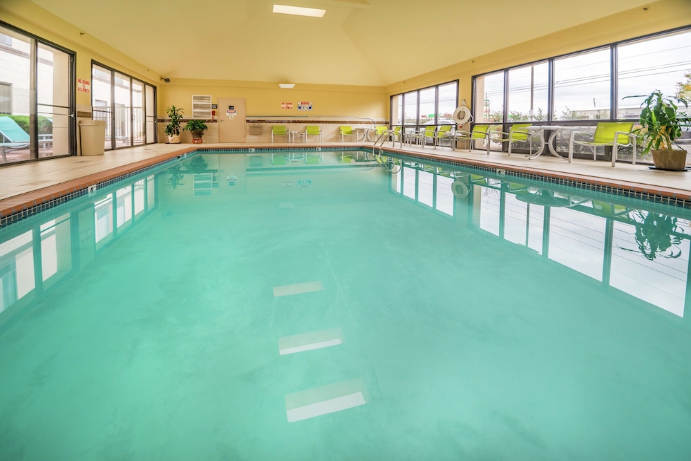 Hampton Inn Tulsa Broken Arrow - photo 27