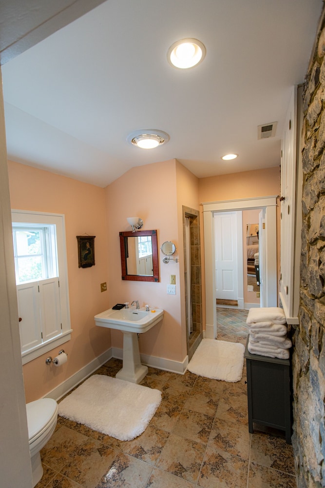 Thomas Rose Inn - photo 14