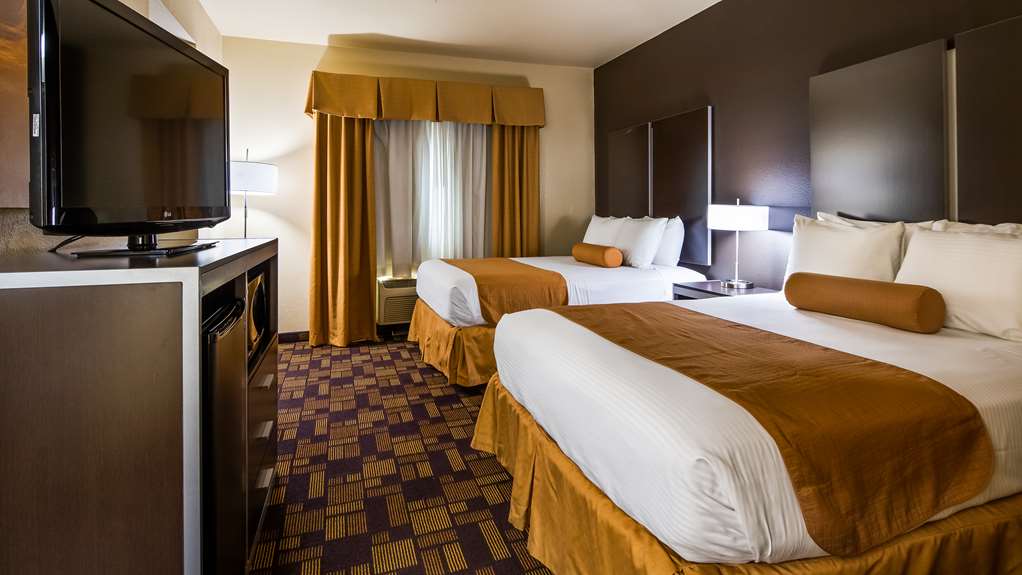 Best Western Windsor Pointe Hotel & Suites Frost Bank Center - photo 13