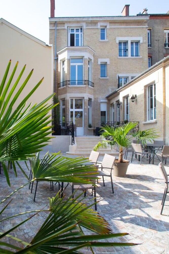 La Cave De L Avenue — Epernay