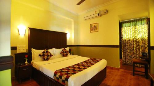 Hotel Palace Tower in Trichur, India