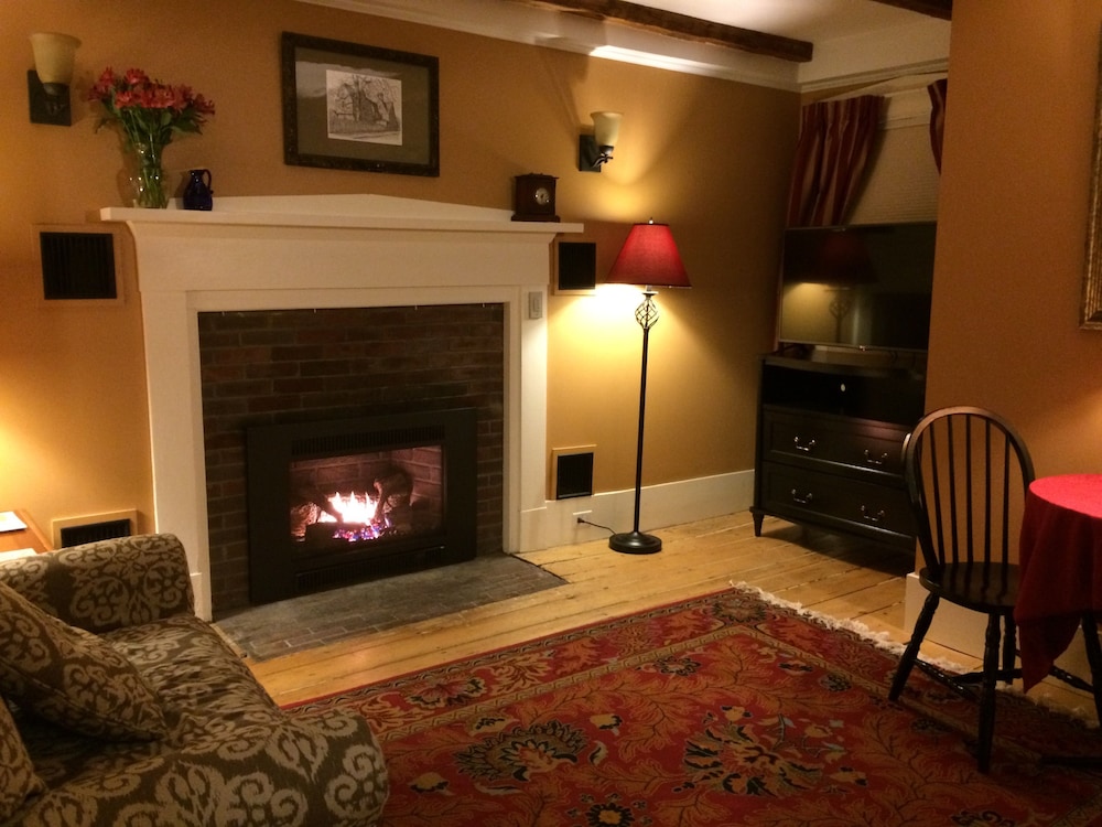 Coach Stop Inn - photo 20
