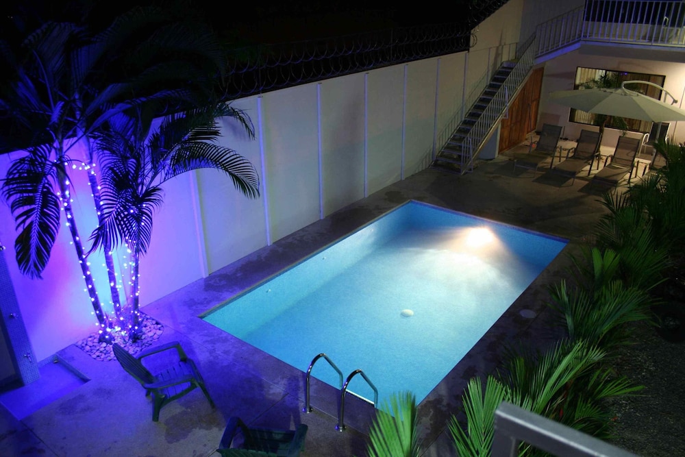 Tuanis Aparthotel - last minute hotel in Jaco