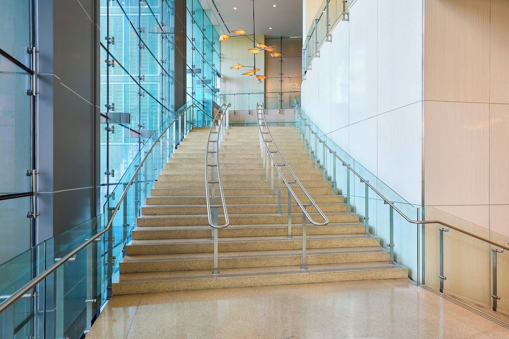 Renaissance Arlington Capital View Hotel - photo 48