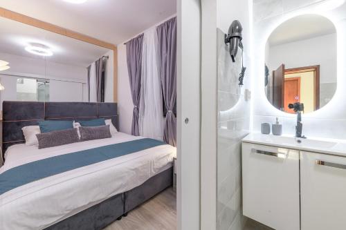 Leonardo apartment