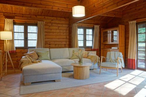 Familienurlaub Im Wald Am Twistesee Ferienhaus 20 Nur 300 M Zum See Grill Terasse Hundefreundlich Twistesee Ferien — Bad Arolsen