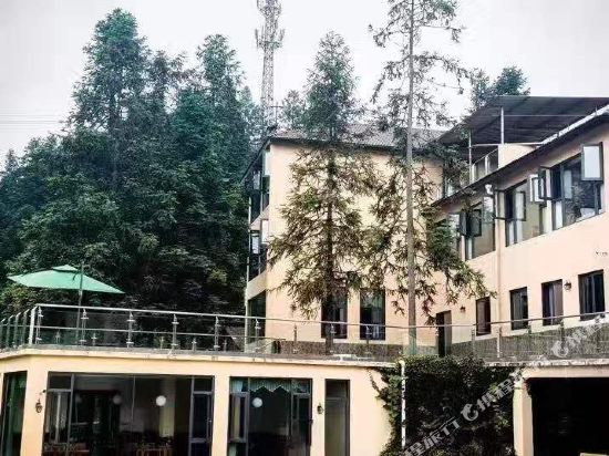 Fairy Lake Hotel - last minute hotel in Chongqing