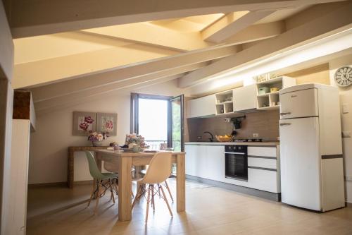 Sofis Home — 4-Star Luxury Hotel in Pimonte, Italy