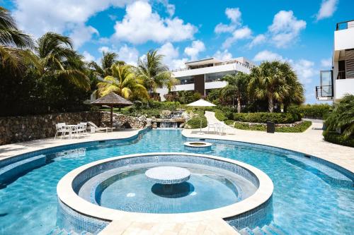 Jan Sofat LUX 2 swimming pools 2 bedroom Apartment Mariposa — 4-Star Luxury Hotel in Willemstad, CURAÇAO