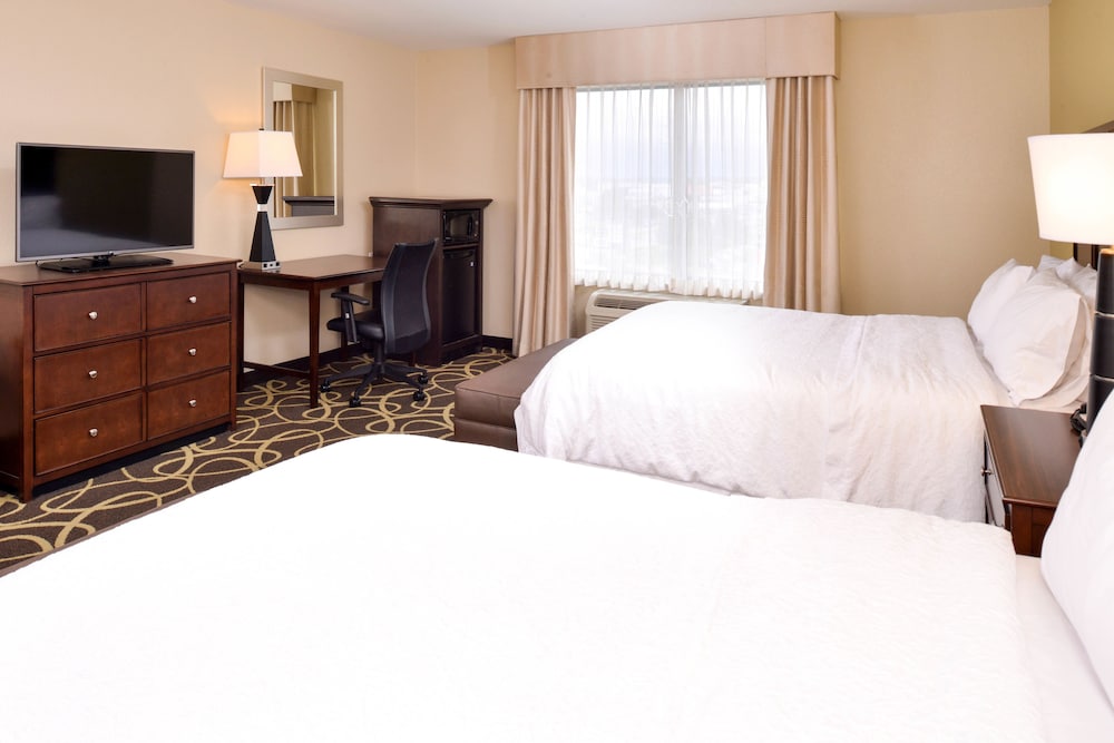 Hampton Inn Omaha Midtown Aksarben Area - photo 7