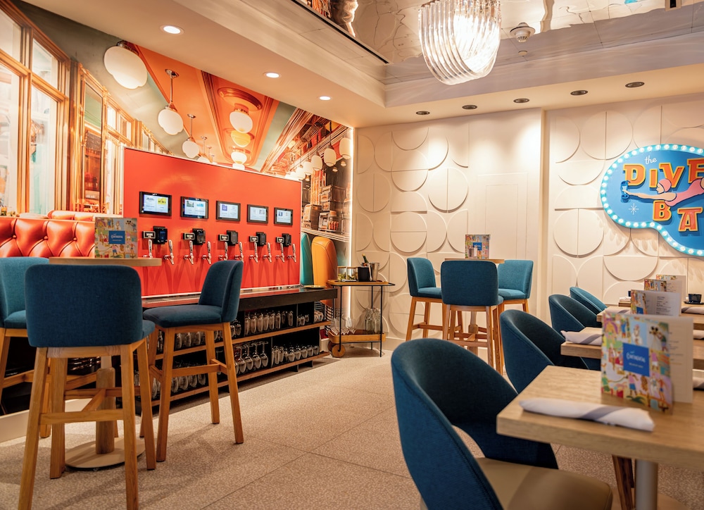 Hotel Continental Miami Beach Tapestry Collection by Hilton - photo 48