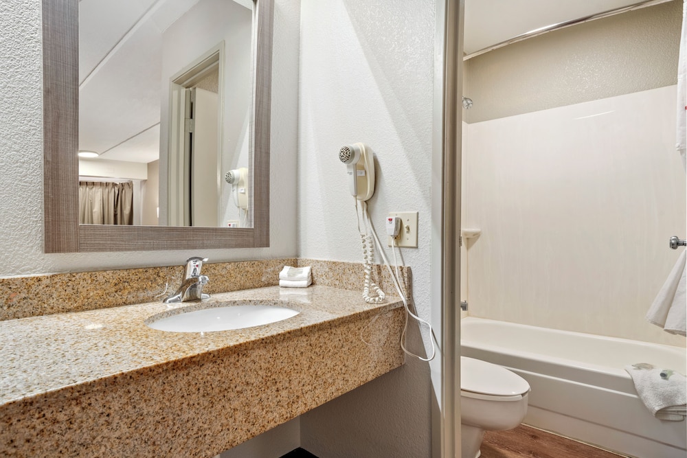 Red Roof Inn West Monroe - photo 32
