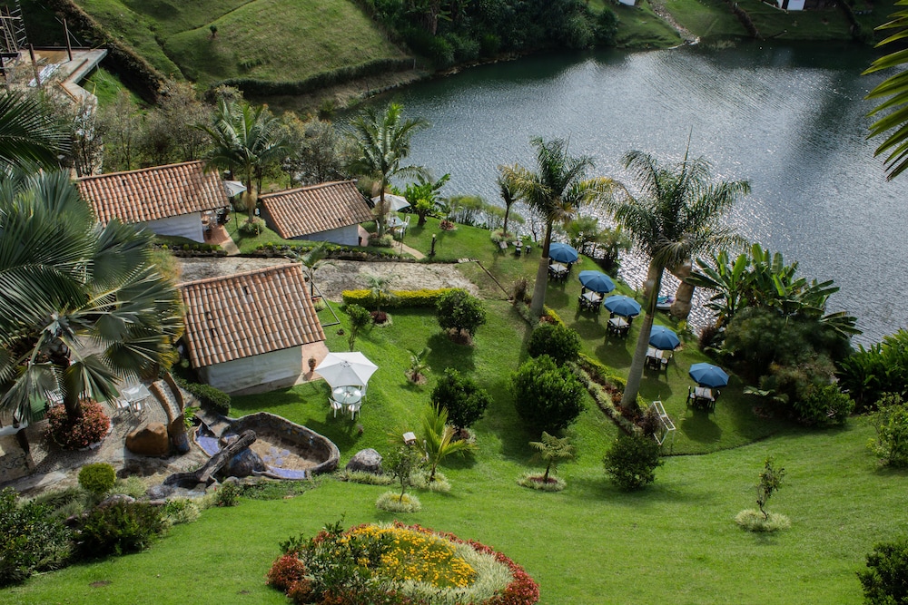 Hotel Ocaso Campestre Guatapé in Guatape, Colombia