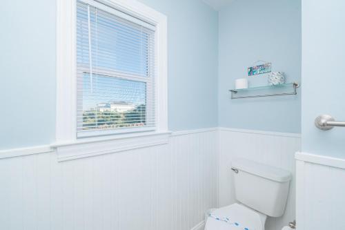 SeaSide by Oak Island Accommodations - photo 9