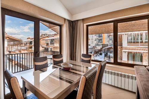 Villa In Crystal