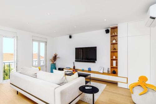Smart Flat River views & NTFlix by Homeful Homes — 4-Star Luxury Hotel in Lisbon, Portugal