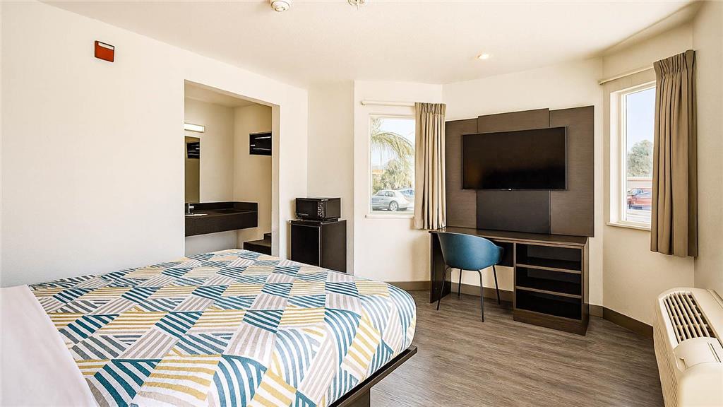 Motel 6 Westminster CA North - photo 24