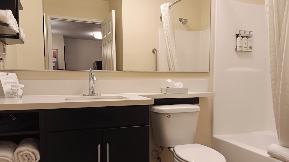 Candlewood Suites Washington North by IHG - photo 23