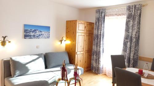 Landhof Kreuzsalgut — 4-Star Luxury Hotel in Wagrain, Austria