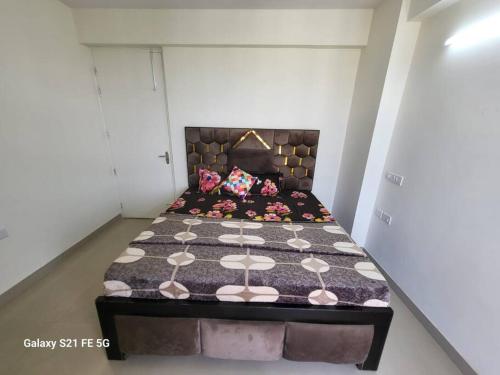 BnBBuddy Modern Party Apt in Gurgaon