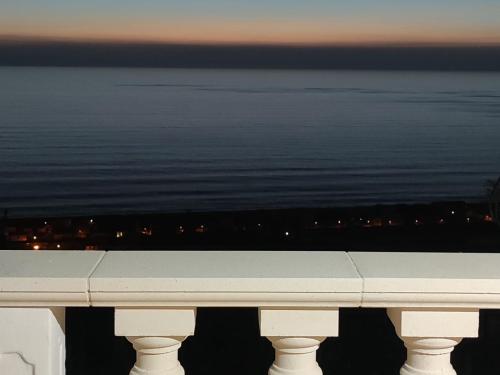 Casa Marecielo Attico Con Terrazza Panoramica Vista Mare — 4-Star Luxury Hotel in Longobardi, Italy