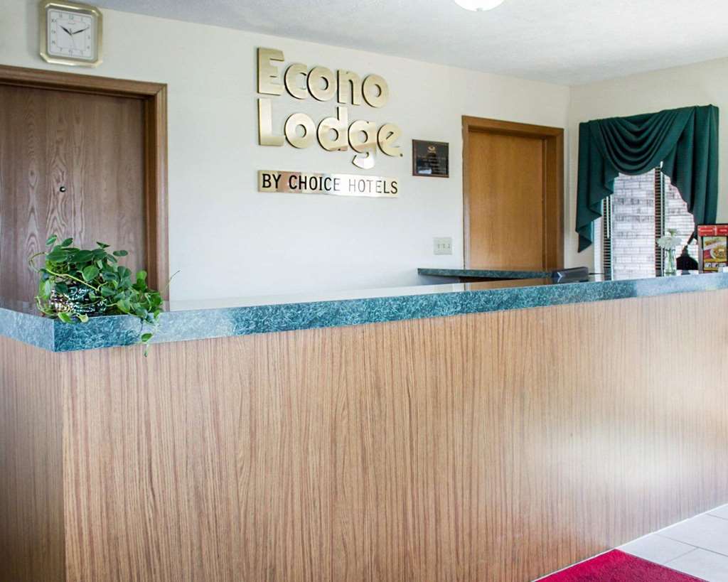 Econo Lodge Elkhart North - photo 6
