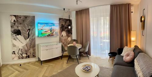 Jeny Boutique Apartment — 4-Star Luxury Hotel in Targu-Mures, Romania