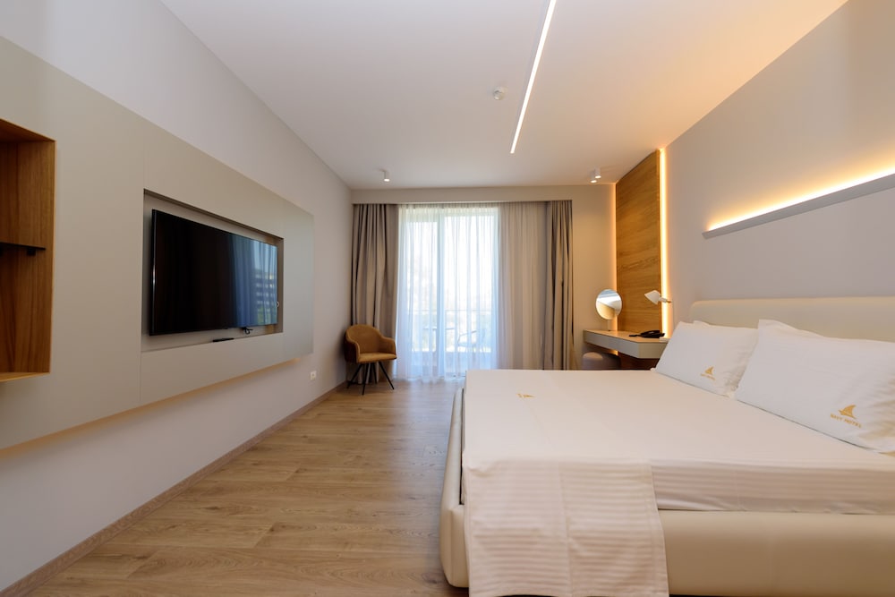 Navy Hotel — Vlore — photo 4