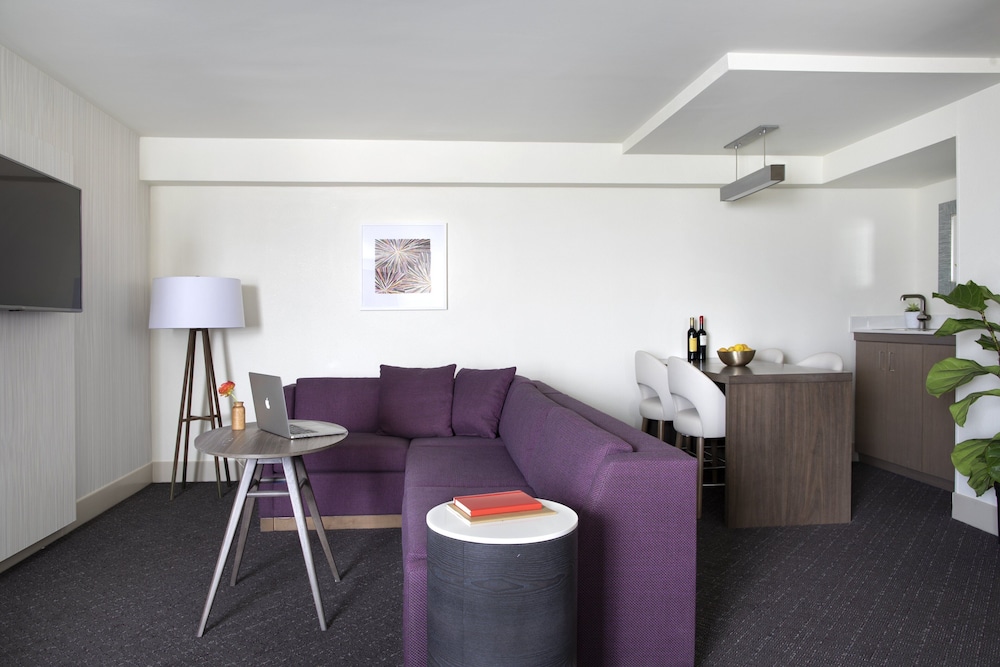 Crowne Plaza Atlanta Perimeter at Ravinia an IHG Hotel - photo 4