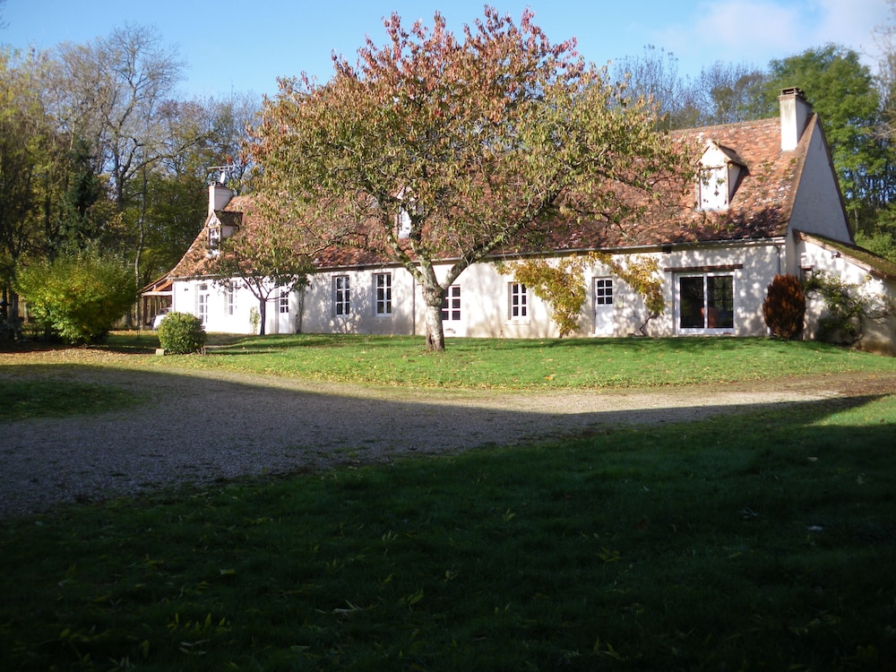Domaine De La Touche — Chasseneuil Du Poitou