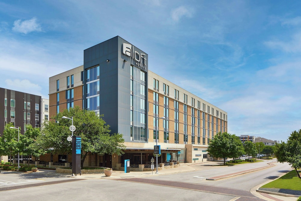 Aloft Austin at The Domain - photo 58