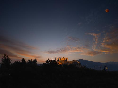 Iliodorou2 4 — 4-Star Luxury Hotel in Athens, Greece