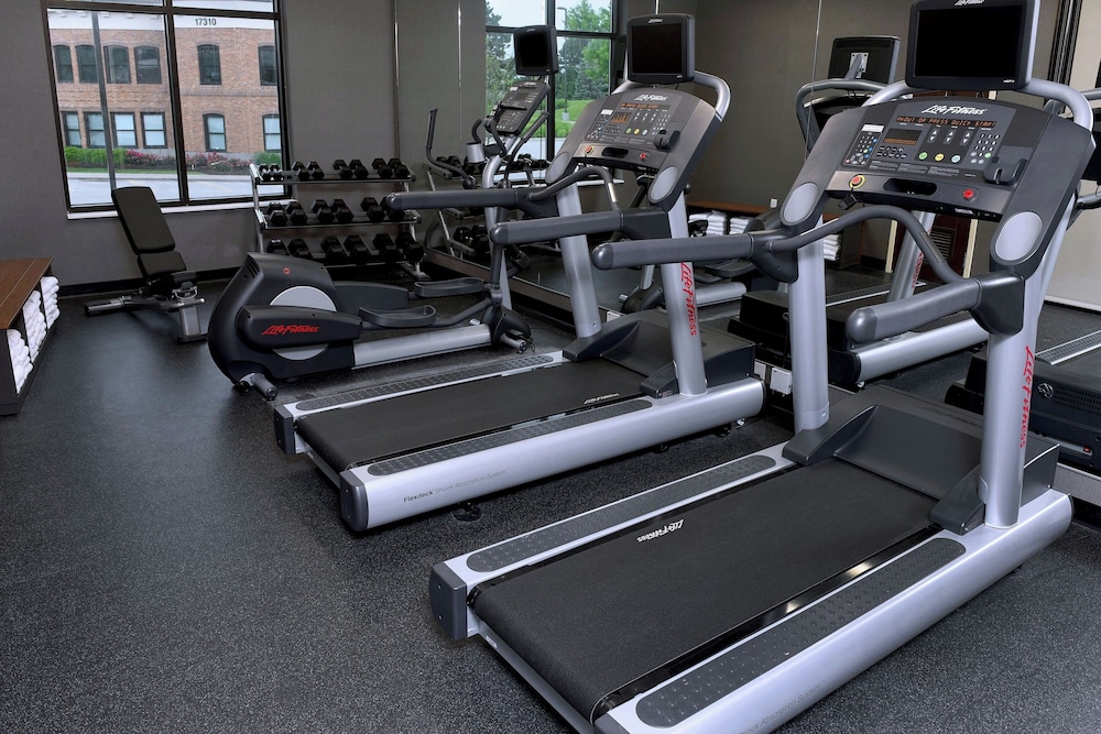 Fairfield Inn & Suites by Marriott Omaha West - photo 18