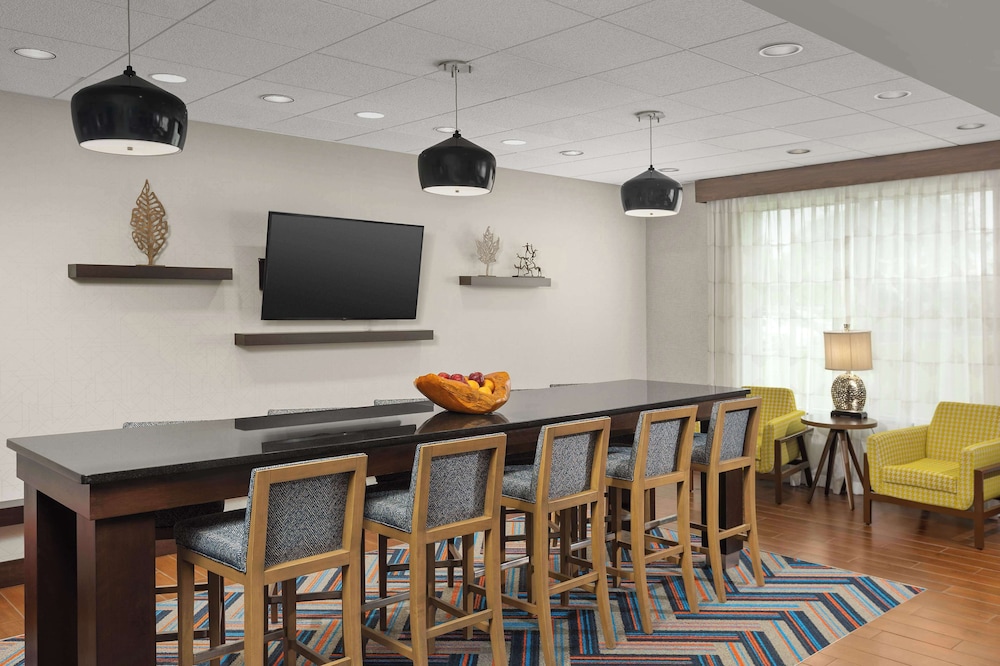 Hampton Inn Augusta - photo 2