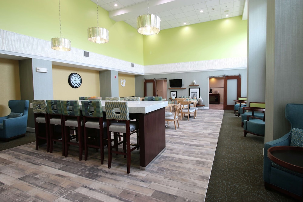 Hampton Inn & Suites Palm Coast - photo 5