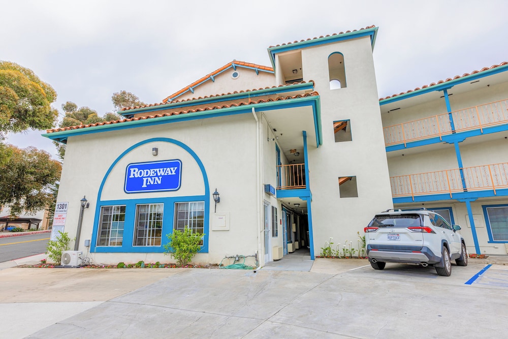 Hotel Avenida San Clemente Beach - carbon neutral hotel in San Clemente
