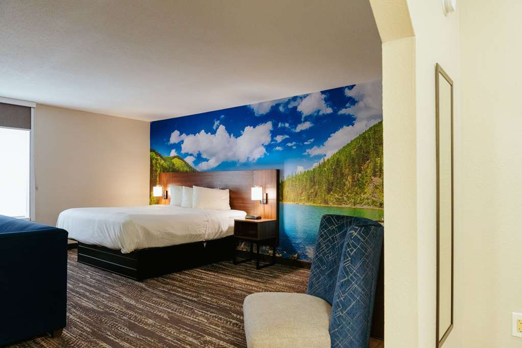 Clarion Pointe Dillard near Blue Ridge Mountains - photo 11