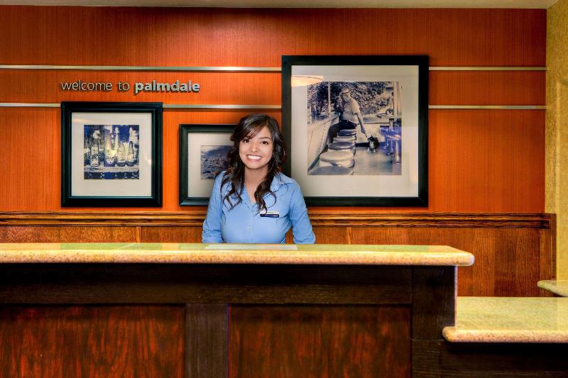 Hampton Inn & Suites Palmdale - photo 10