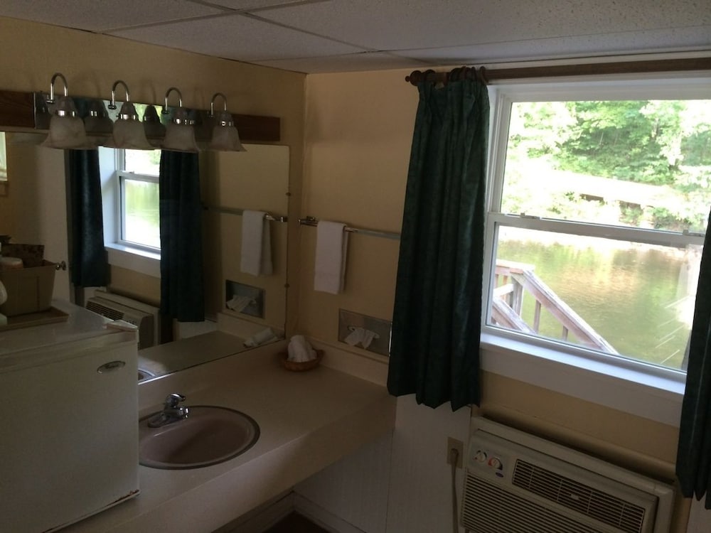Drama Inn - photo 20