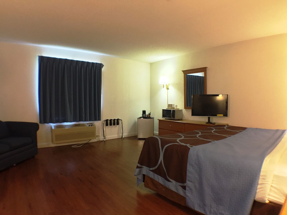 Rodeway Inn Webster NY - photo 7