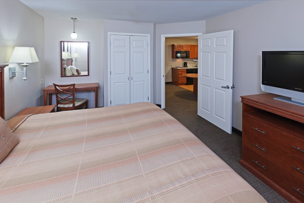 Candlewood Suites Wichita Falls at Maurine Street by IHG - photo 10