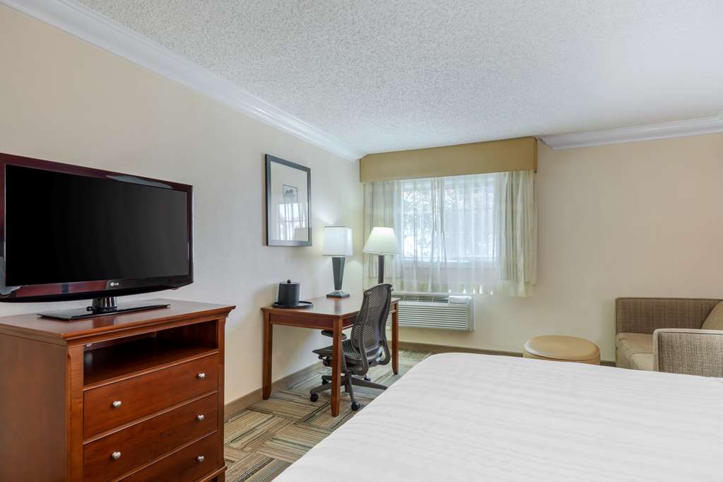 Best Western Plus Loveland Inn - photo 25