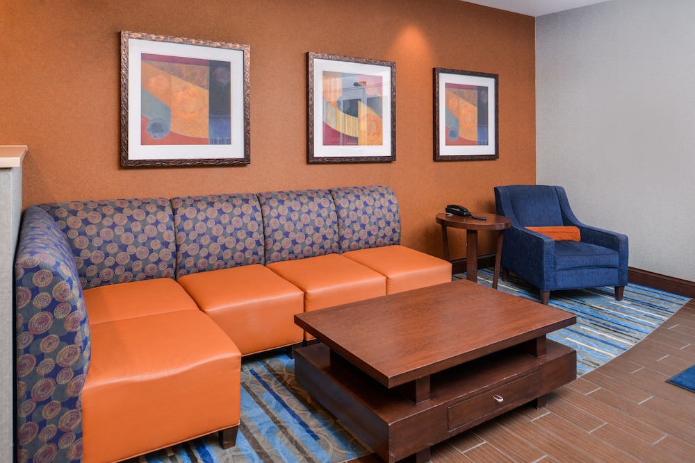 Holiday Inn Express & Suites York by IHG - photo 30