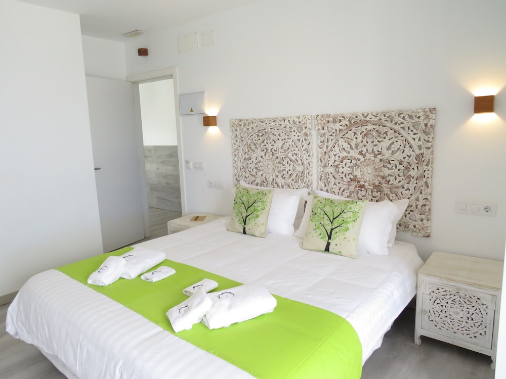 Lua Hotel Boutique - carbon neutral hotel in Torremolinos
