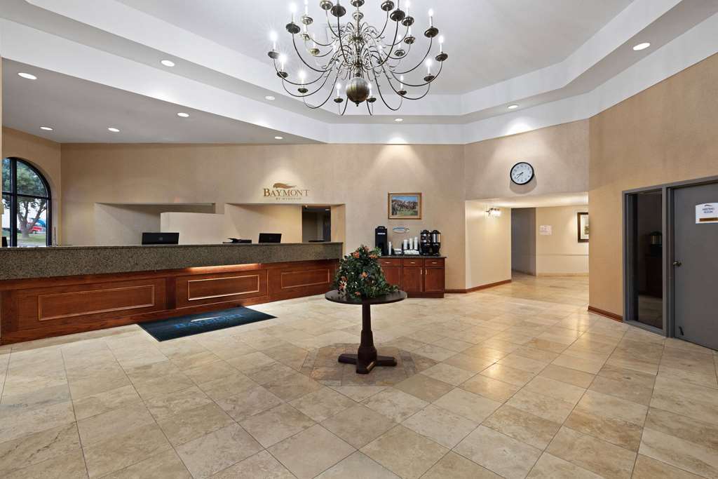 Baymont by Wyndham Shakopee - photo 3