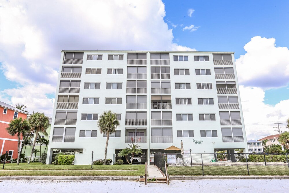 Strandview Tower 203 - photo 19